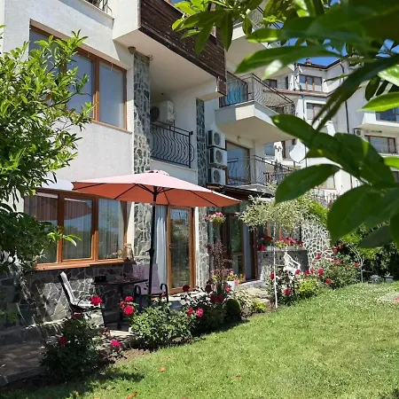 Sea Garden Escape - Byala Apartmán *
